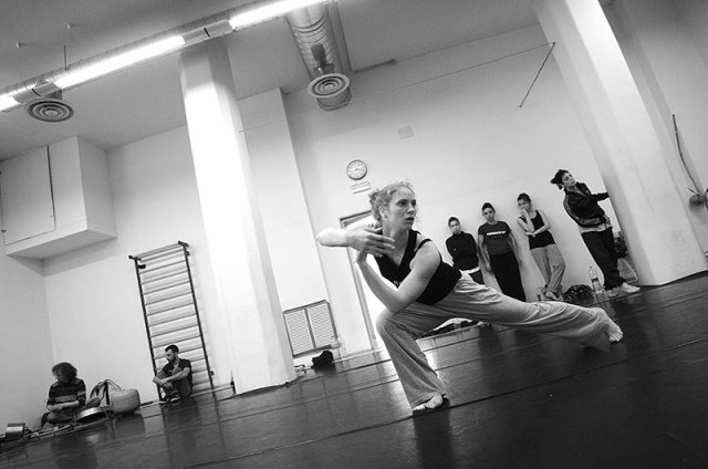 MATCH international contemporary dance workshop ( in foto Coralie Meinguet)